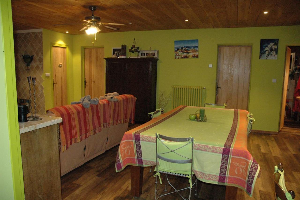 Maison D'Hotes Eco-Responsable Avec Piscine 6X12M Châteaudouble Extérieur photo