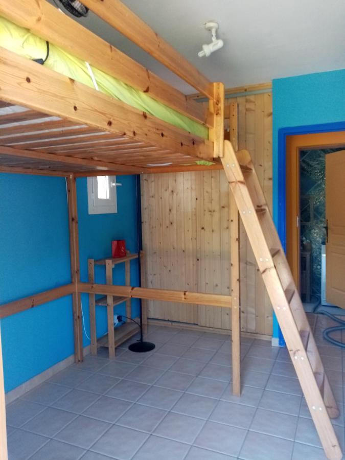 Maison D'Hotes Eco-Responsable Avec Piscine 6X12M Châteaudouble Extérieur photo